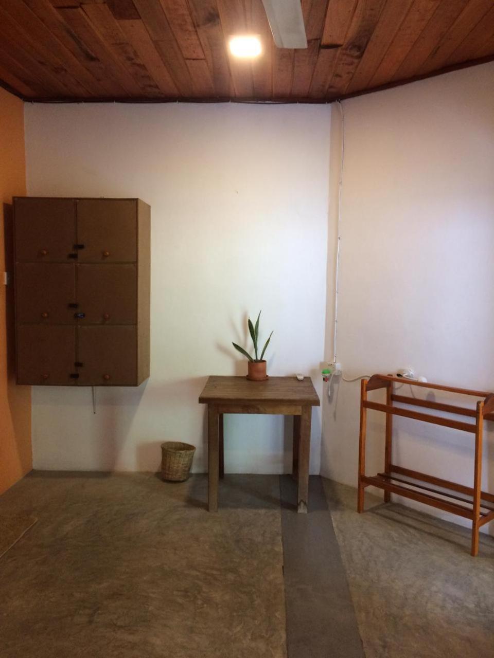 Happyshack Hostel Mirissa Εξωτερικό φωτογραφία
