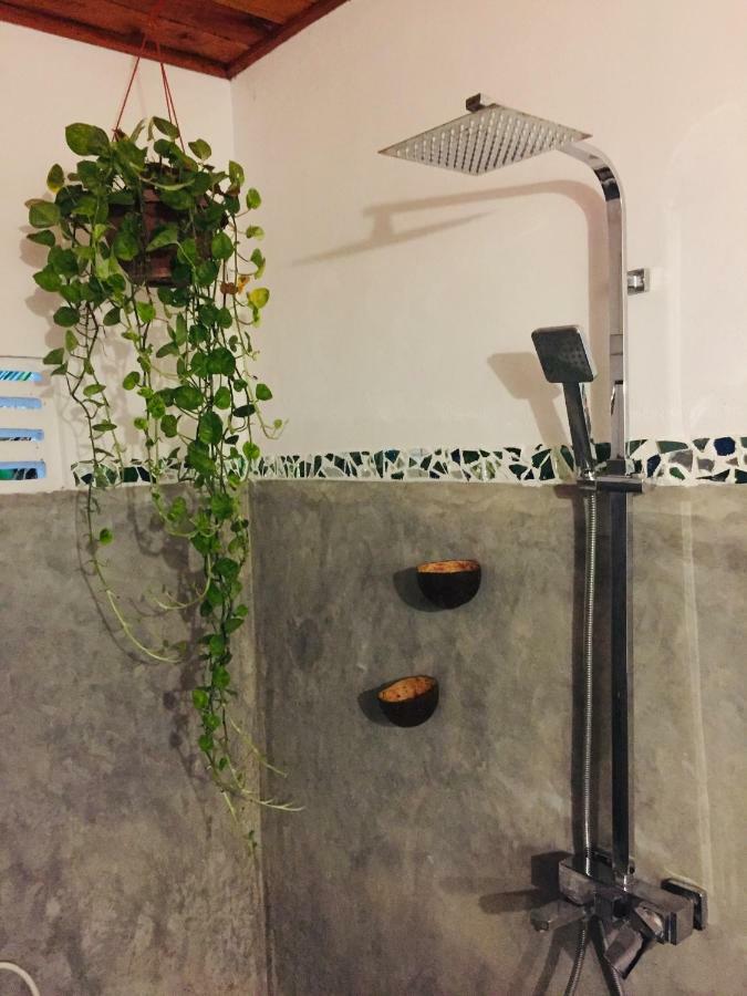 Happyshack Hostel Mirissa Εξωτερικό φωτογραφία